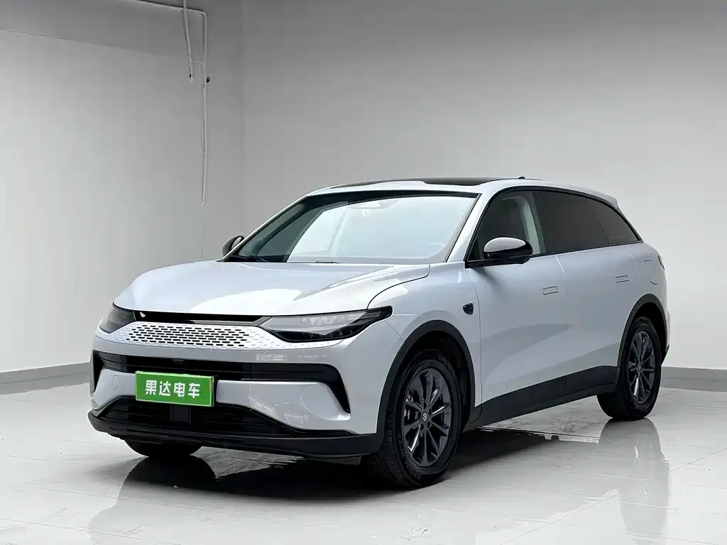 Leapmotor C11