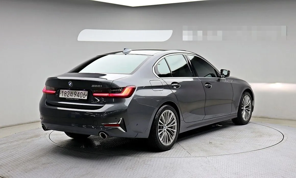 BMW 3-Series 2021 из KR, фото 4