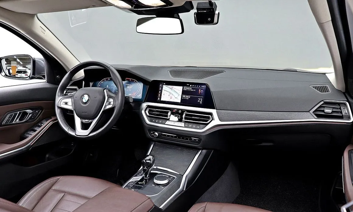 BMW 3-Series 2021 из KR, фото 5