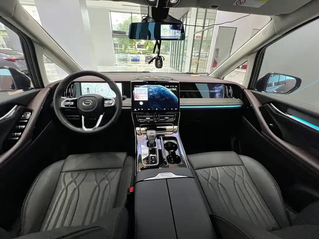 GAC Motor Trumpchi M8 — фото 2