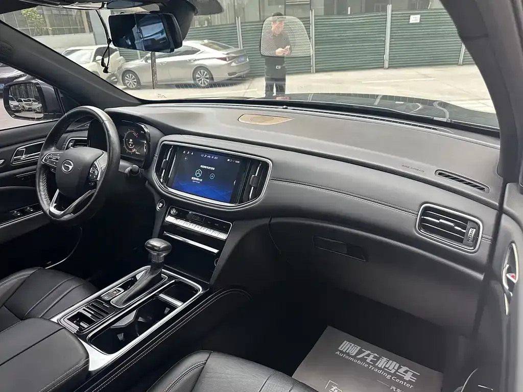 GAC Motor Trumpchi GS8 — фото 4