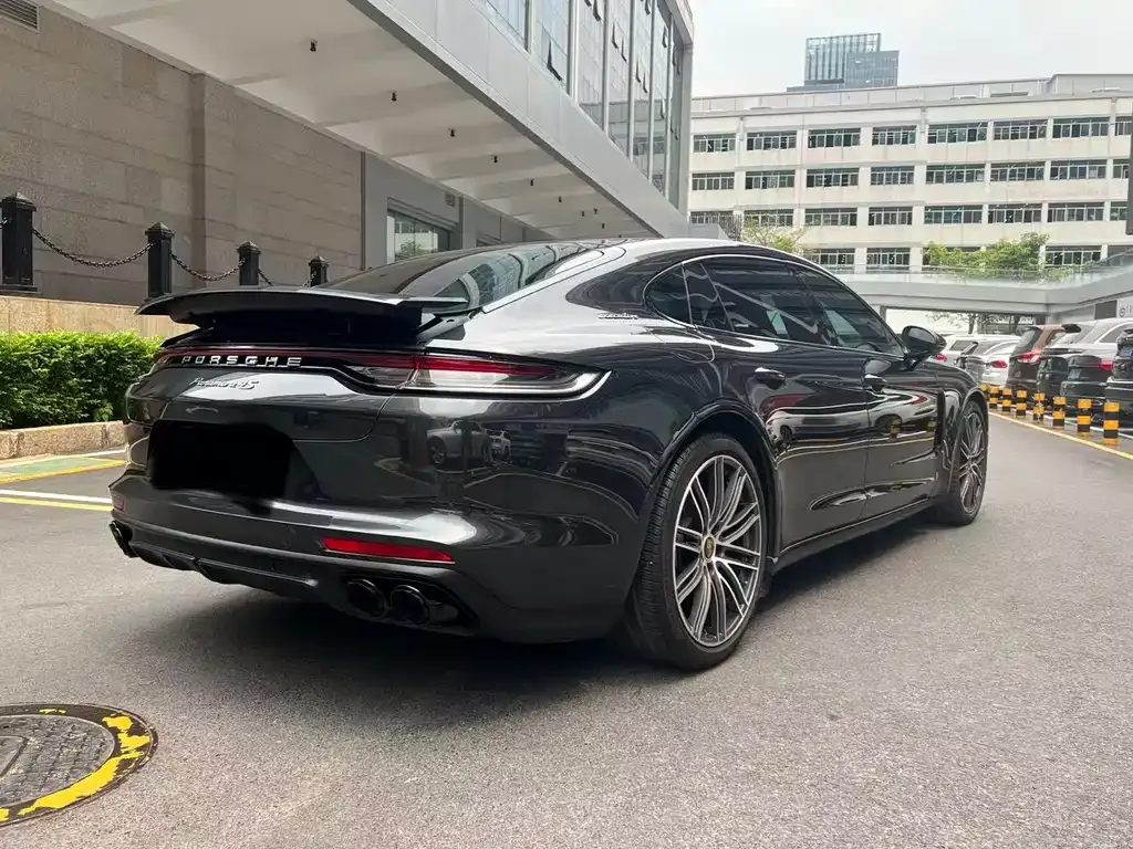 Porsche Panamera — фото 10