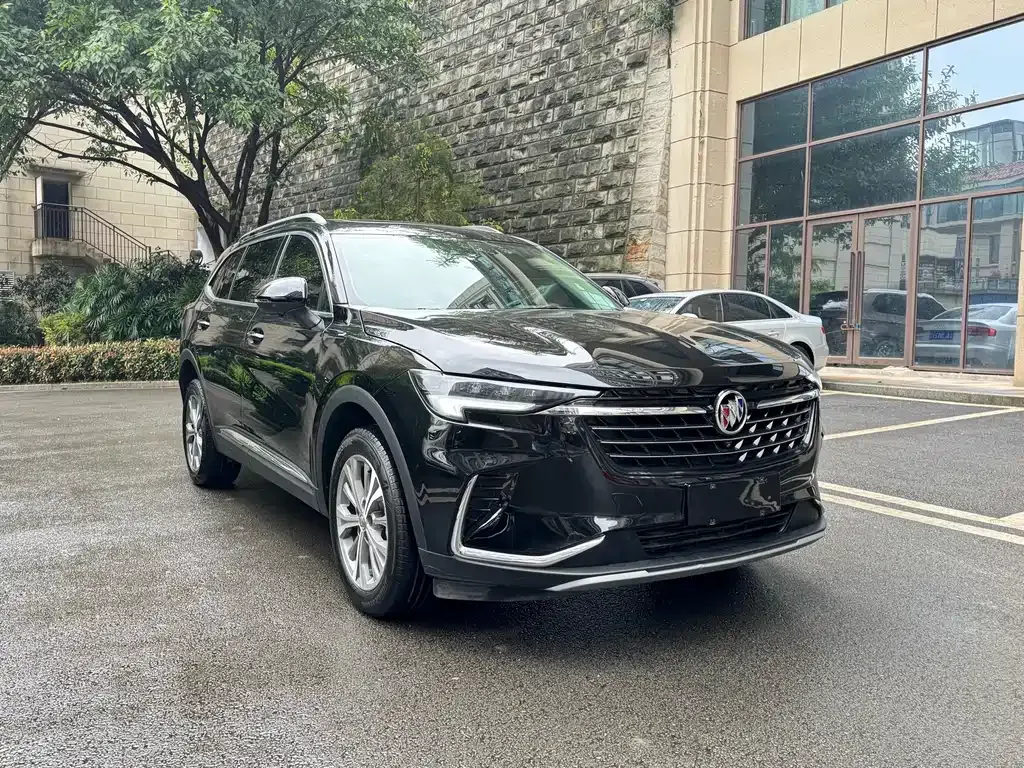 Buick Envision Plus — фото 9