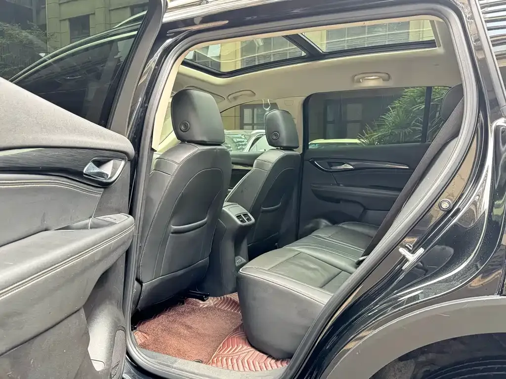 Buick Envision Plus — фото 2