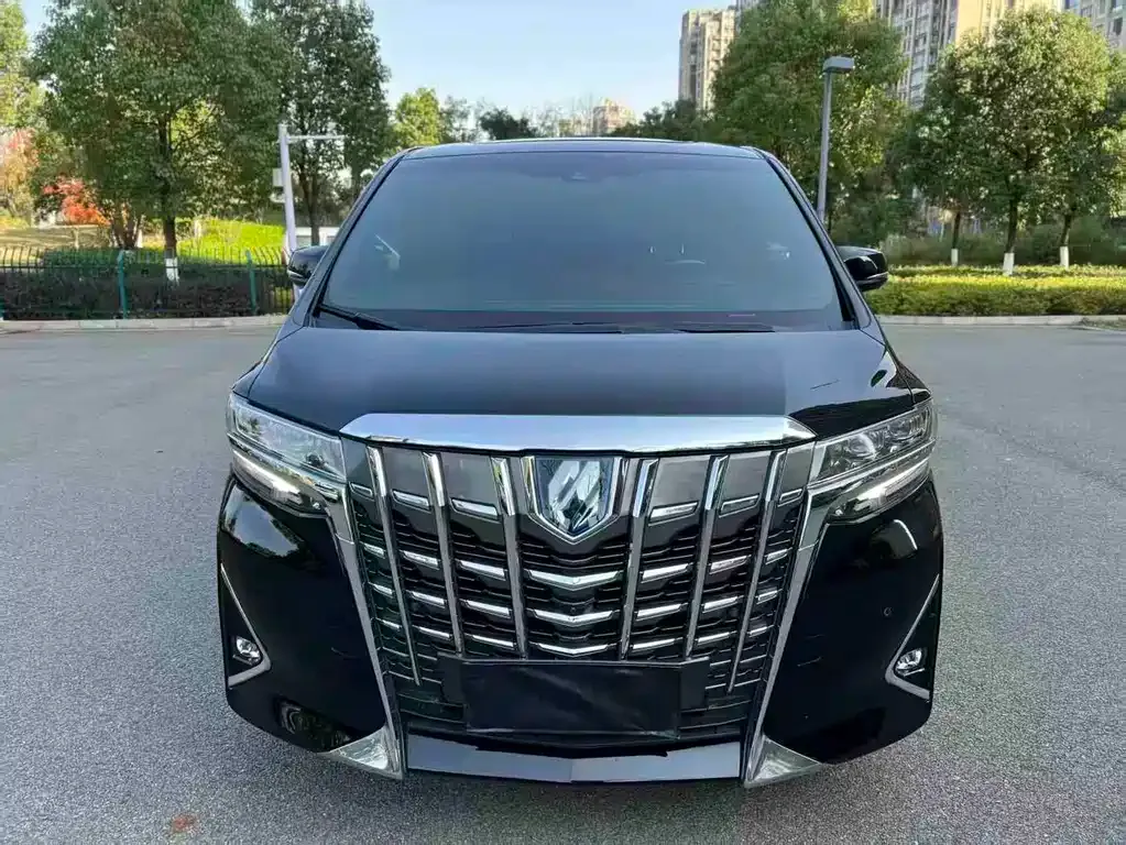 Toyota Alphard 2022 из CN, фото 9