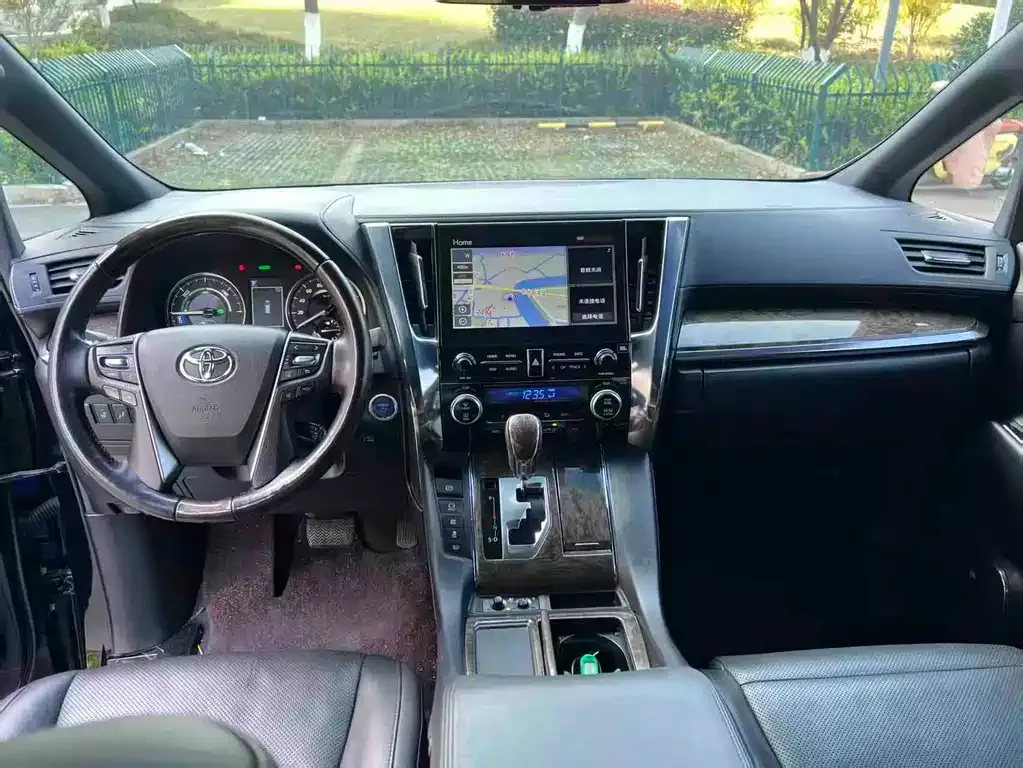 Toyota Alphard 2022 из CN, фото 6