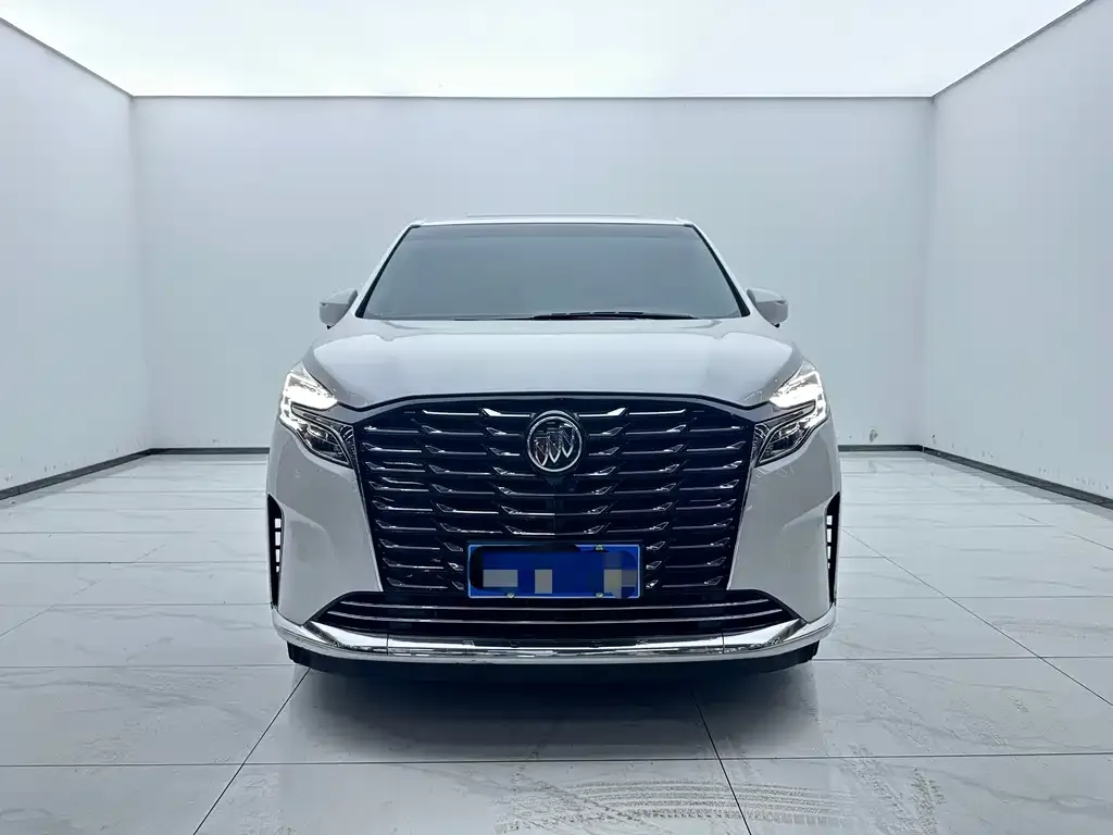 Buick GL8 2023 из CN, фото 3