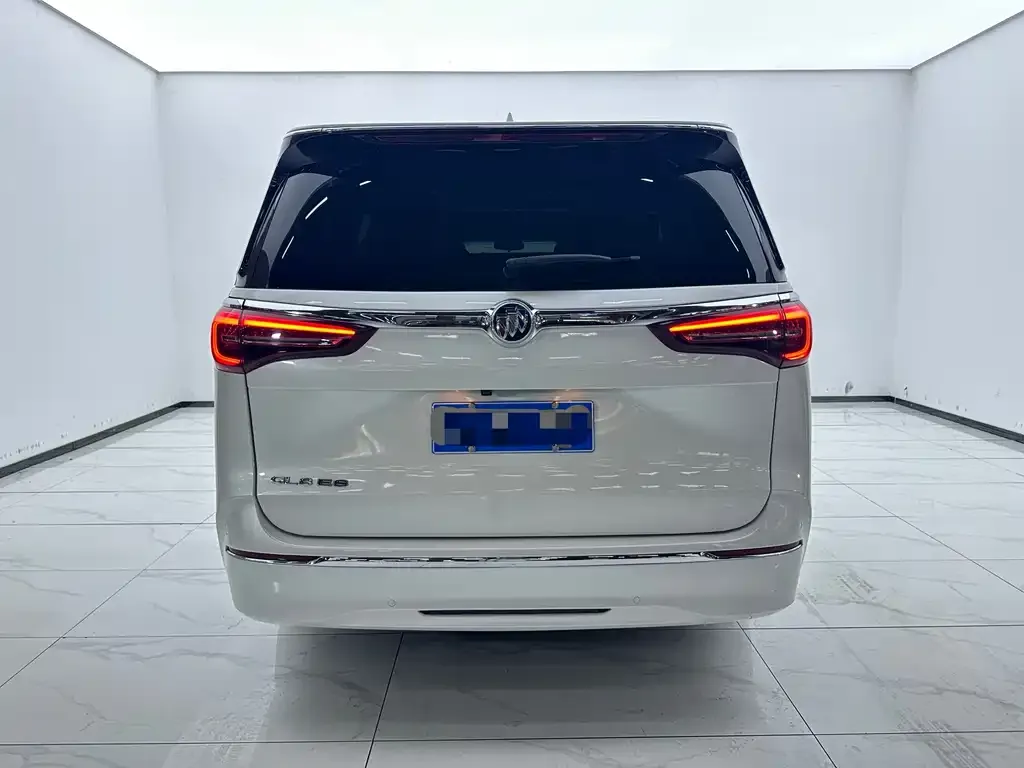 Buick GL8 2023 из CN, фото 5