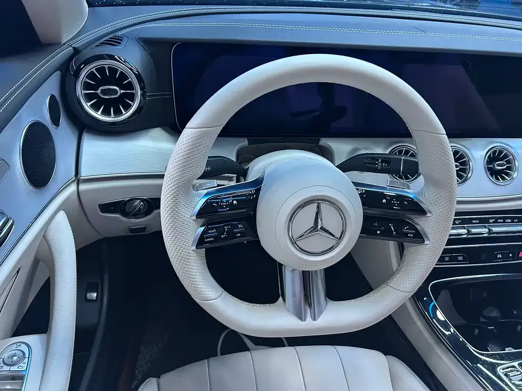 Mercedes-Benz E-Class (Import) — фото 4