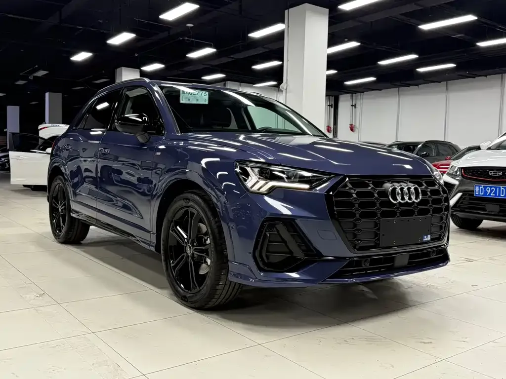 Audi Q3 — фото 5