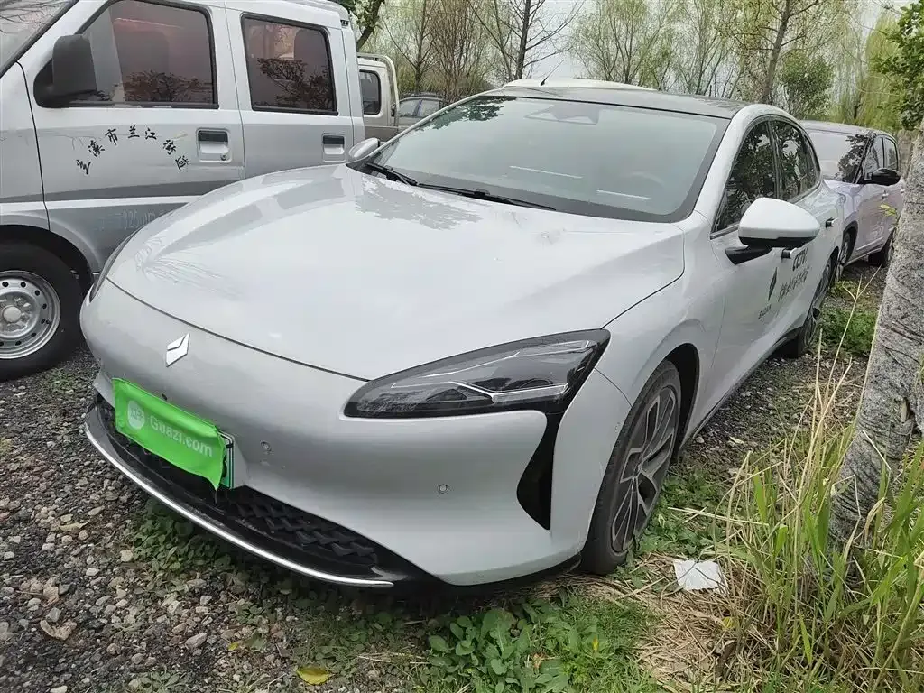 Baojun Enjoy
