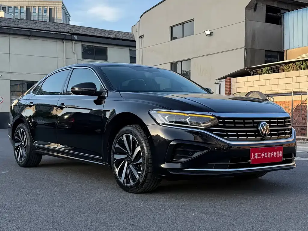 Volkswagen Passat — фото 4