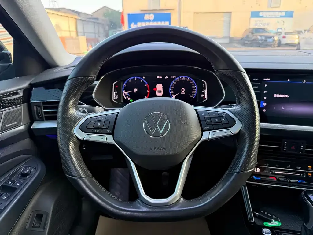 Volkswagen Passat — фото 6