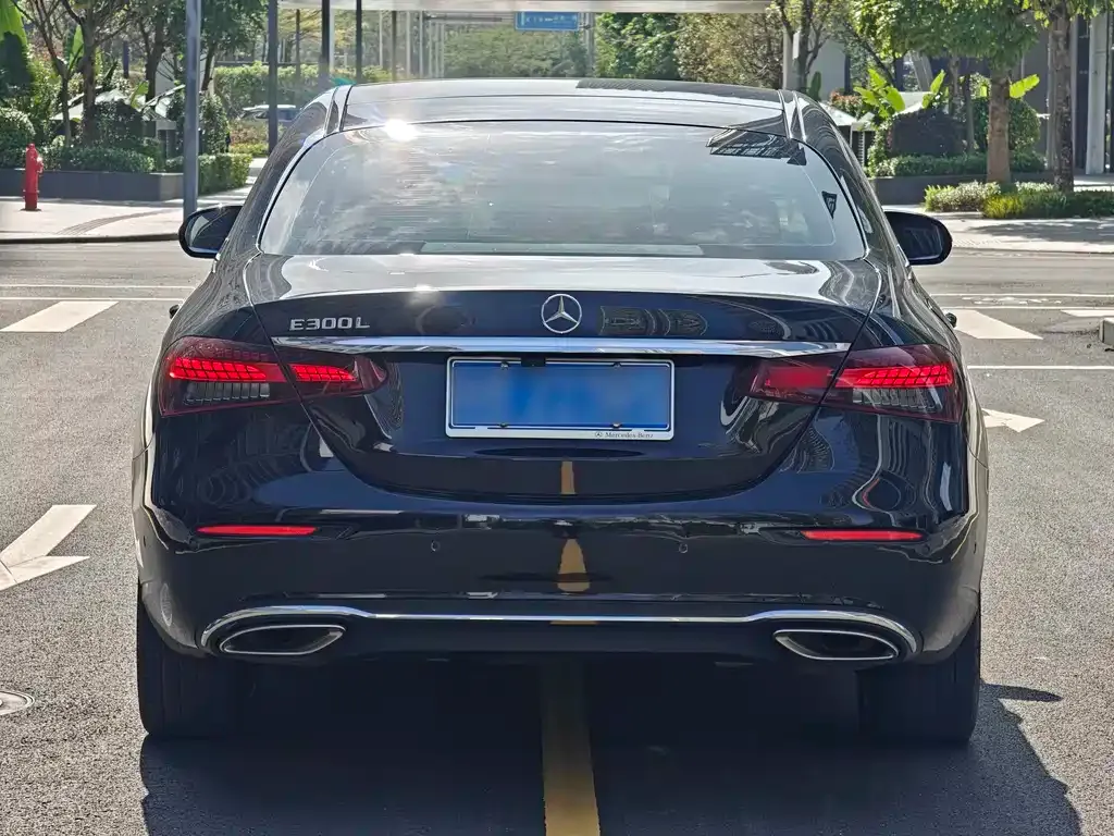 Mercedes-Benz E-Class 2021 из CN, фото 4