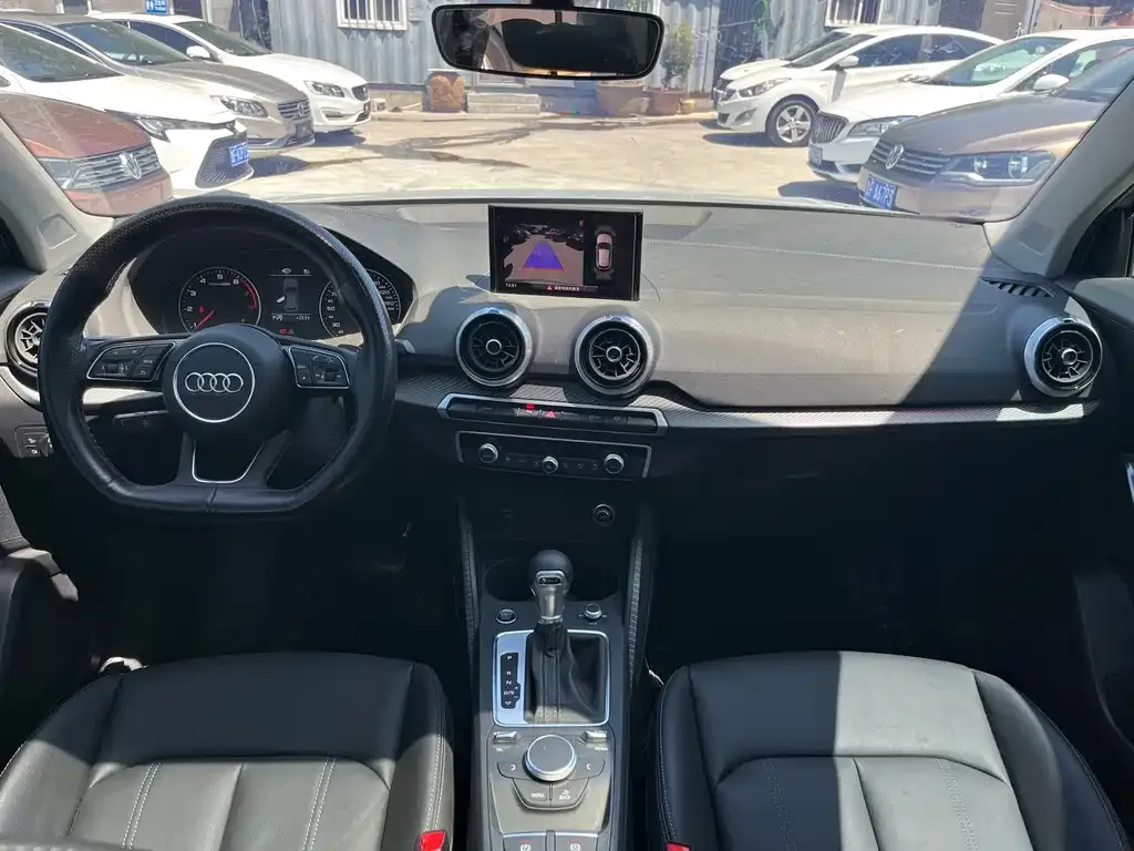 Audi Q2L 2024 из CN, фото 3