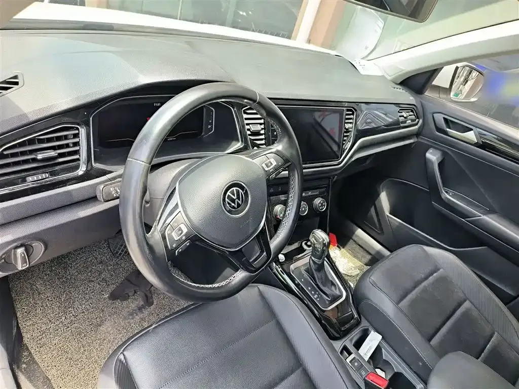 Volkswagen T-Roc 2021 из CN, фото 9