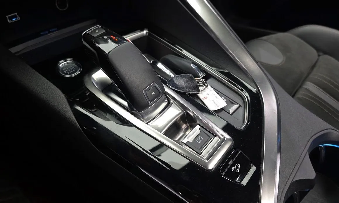 Peugeot 3008 2021 из KR, фото 8