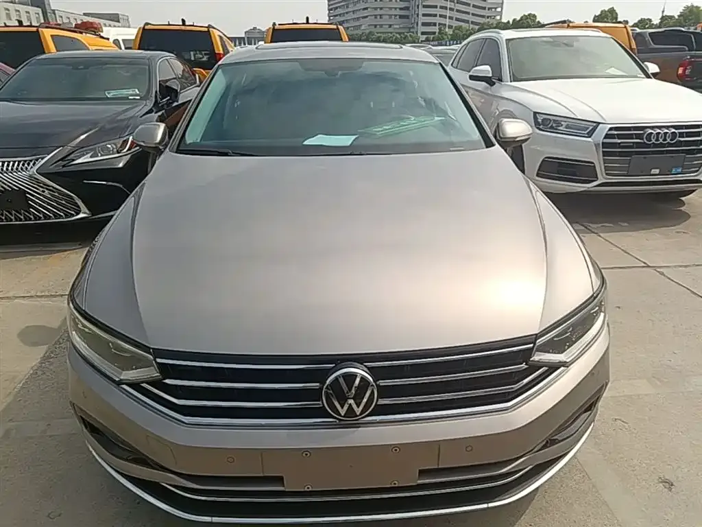 Volkswagen Magotan 2022 из CN, фото 4