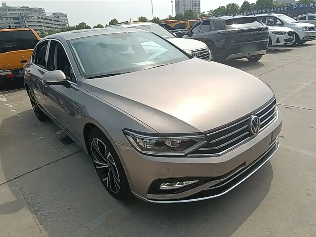 Volkswagen Magotan 2022 из CN, фото 6