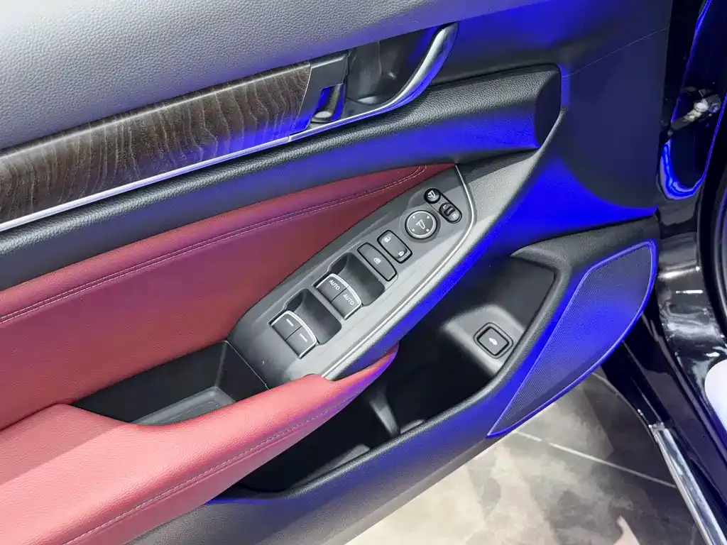 Honda Inspire — фото 6