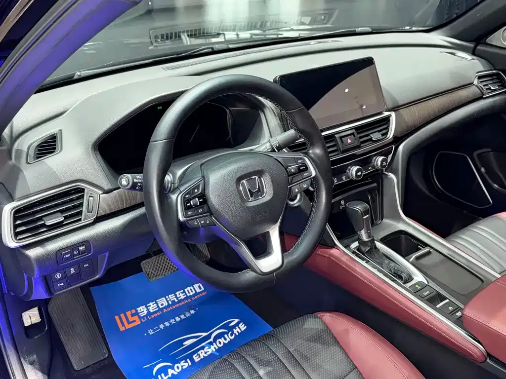 Honda Inspire — фото 8