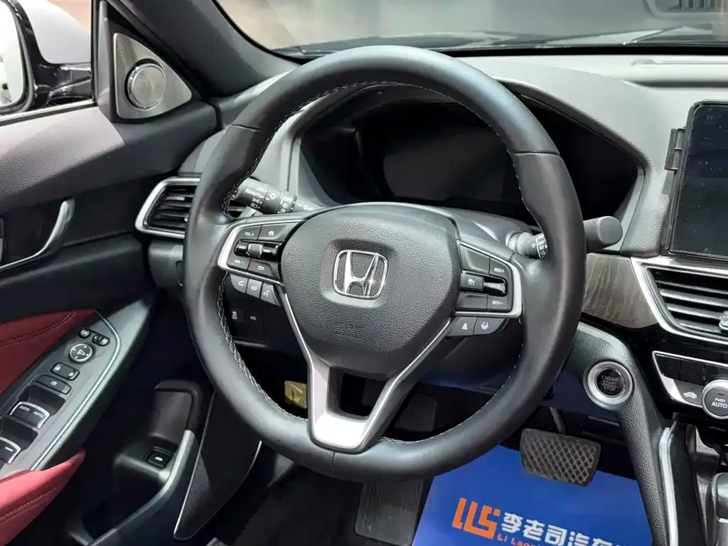 Honda Inspire — фото 7