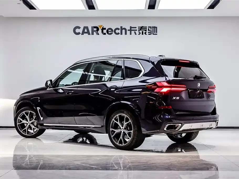 BMW X5 — фото 8