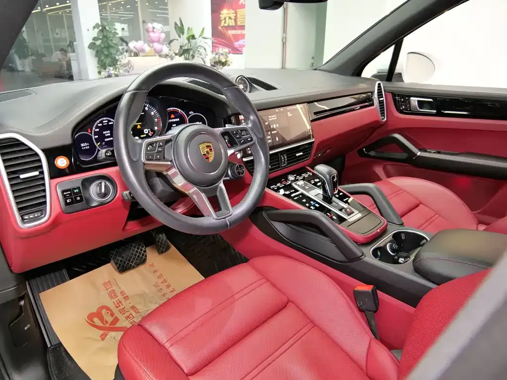 Porsche Cayenne Hybrid 2021 из CN, фото 10