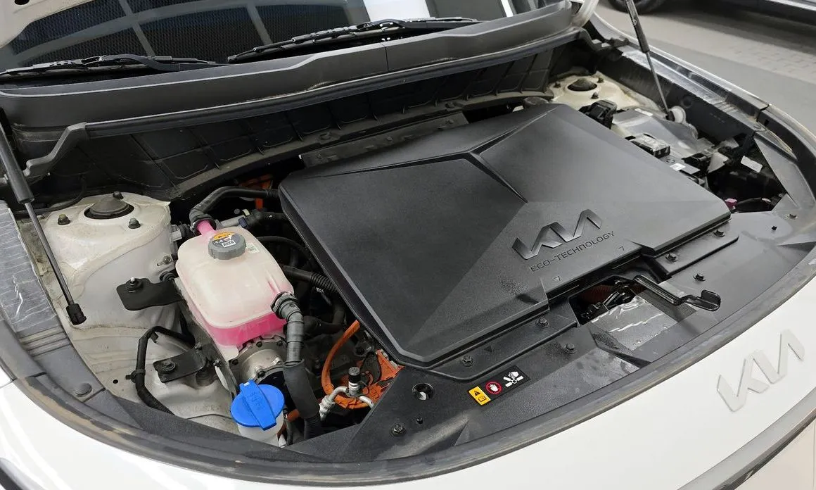 Kia Niro 2024 из KR, фото 9