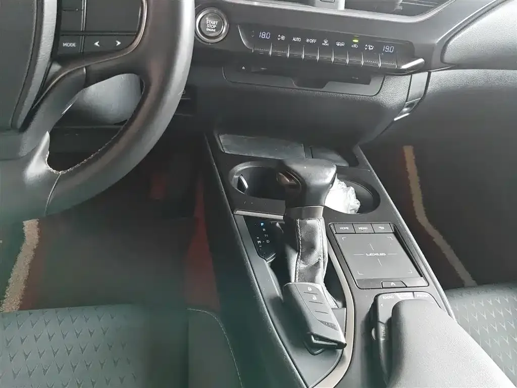 Lexus UX 2022 из CN, фото 4