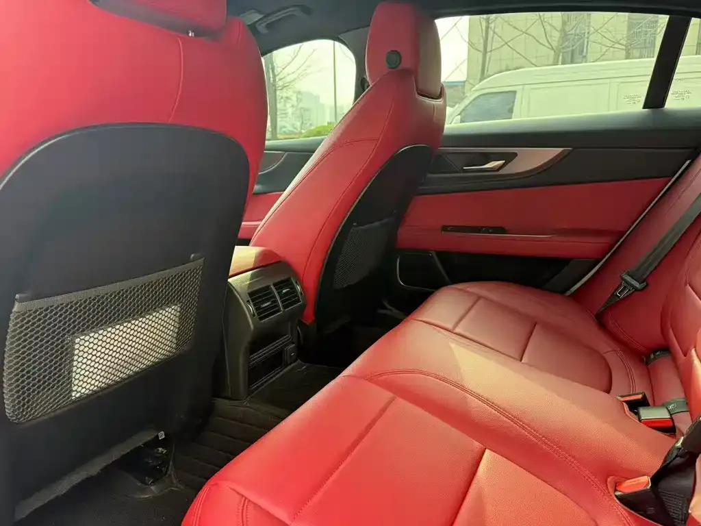 Jaguar XEL 2023 из CN, фото 4