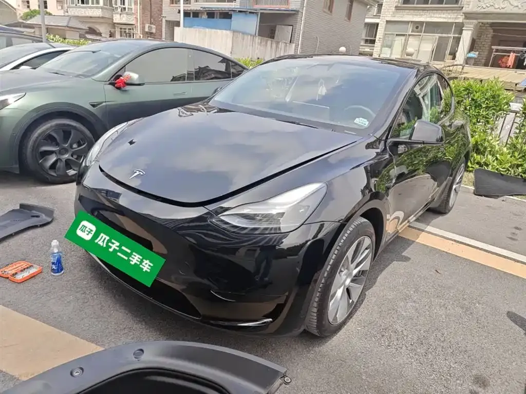Tesla Model Y — фото 4