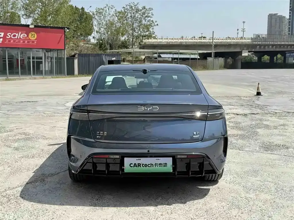 BYD Seal — фото 6