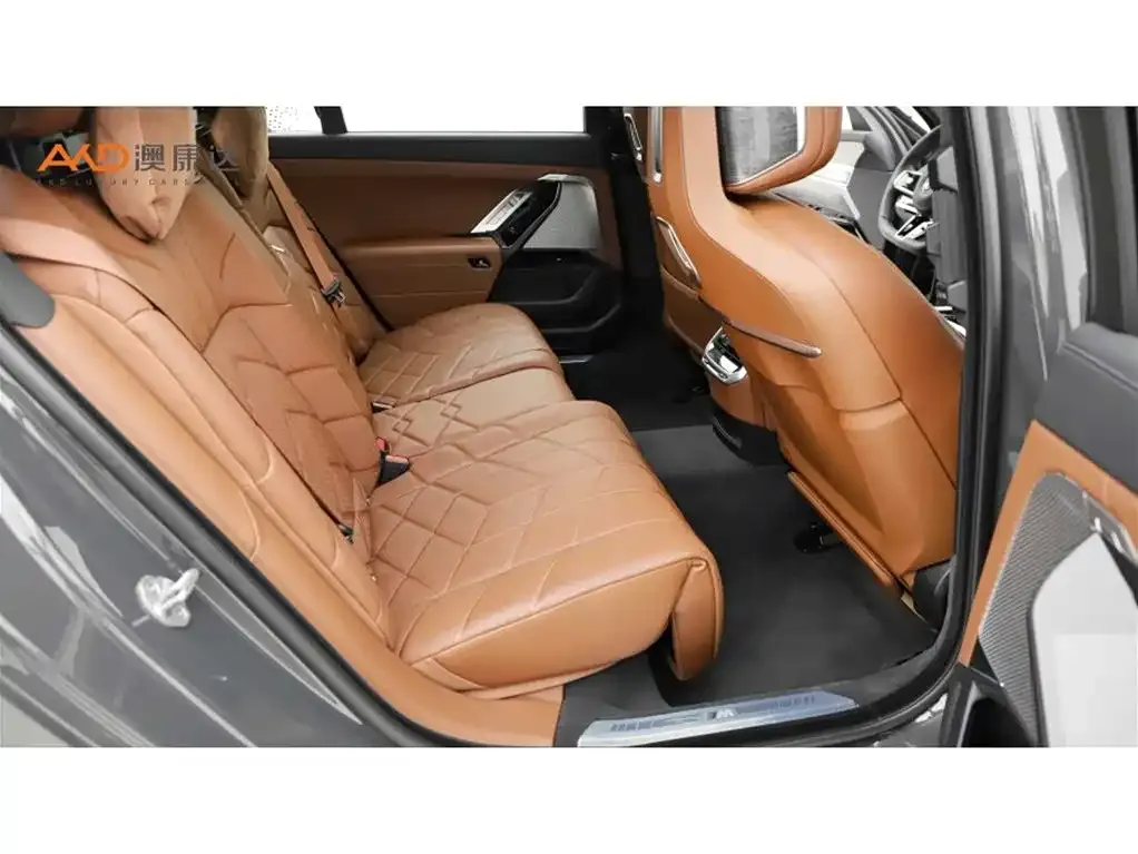 BMW 7 Series 2025 из CN, фото 8