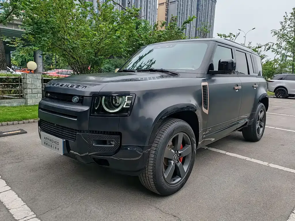 Land Rover Defender — фото 1