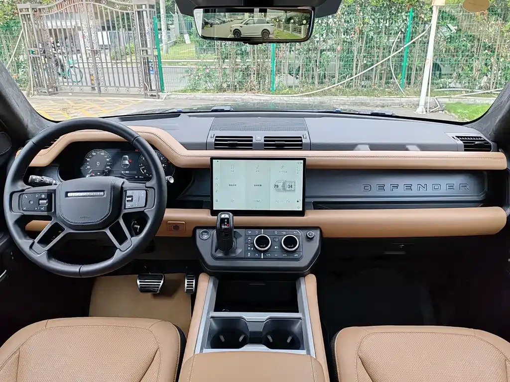 Land Rover Defender — фото 9