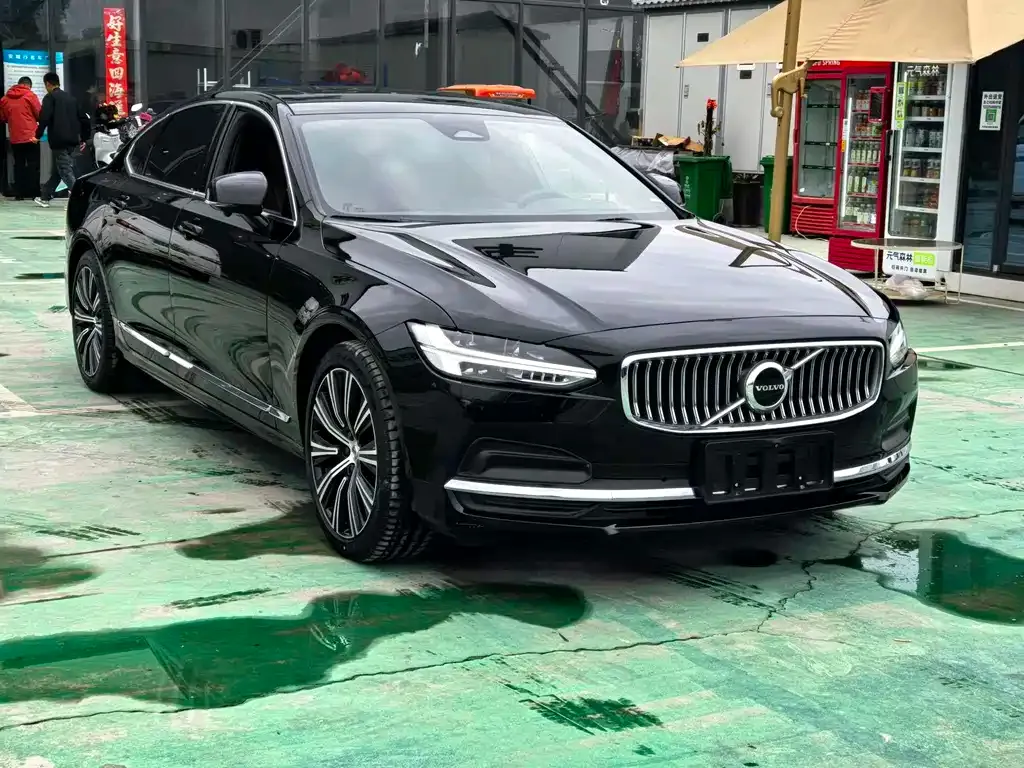 Volvo S90 — фото 8