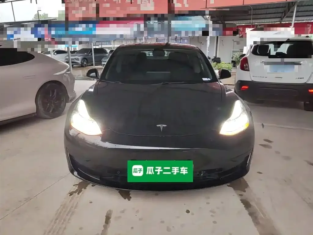 Tesla Model 3 — фото 4