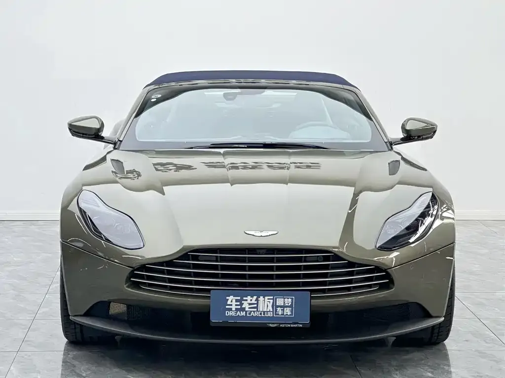 Aston Martin DB11 2023 из CN, фото 6