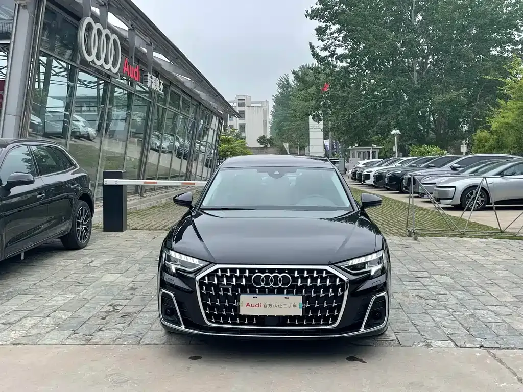 Audi A8 2024 из CN, фото 9