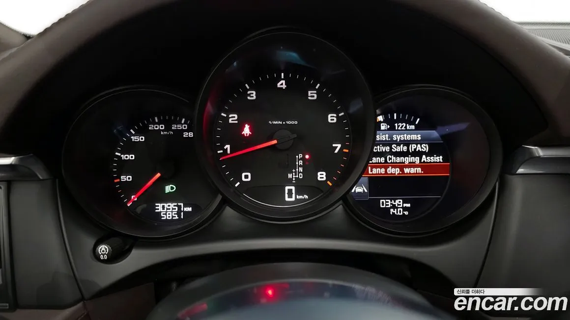 Porsche Macan 2021 из KR, фото 2