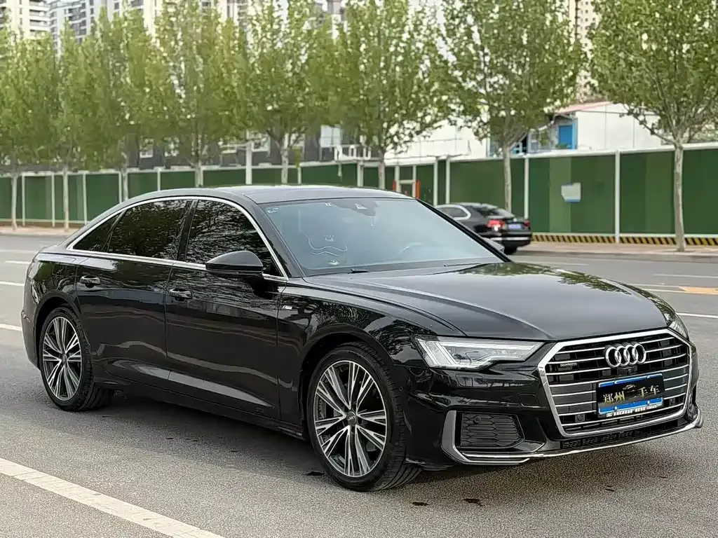 Audi A6L — фото 10