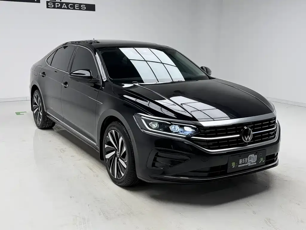 Volkswagen Passat — фото 6