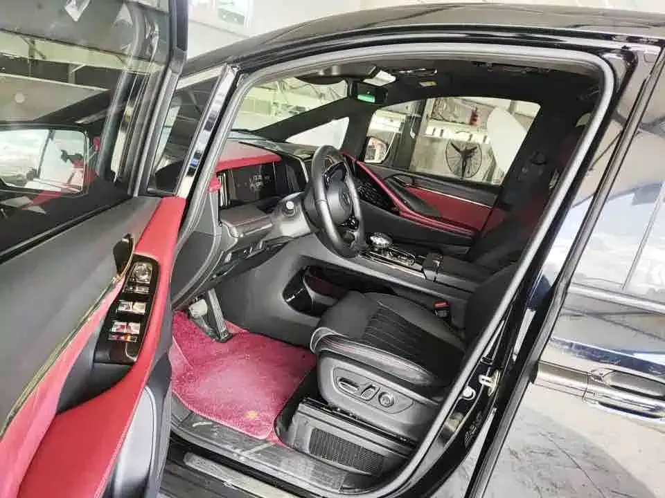 GAC Motor Trumpchi M8 — фото 4