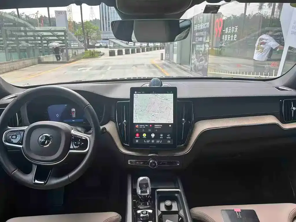 Volvo XC60 2025 из CN, фото 4