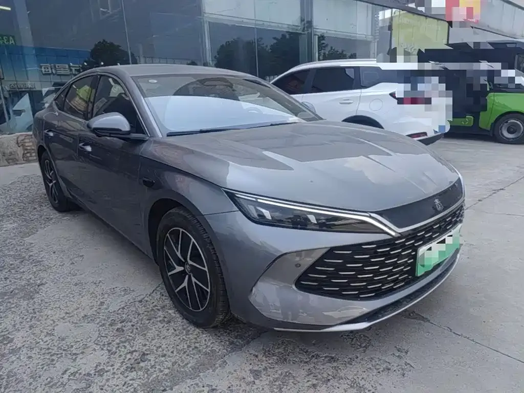 BYD Qin L — фото 6