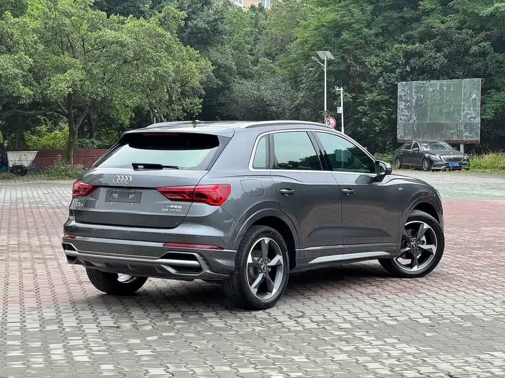 Audi Q3 — фото 5