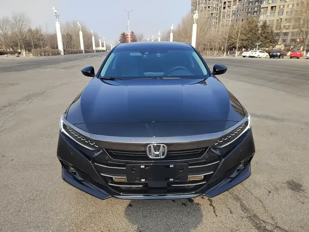 Honda Accord — фото 4