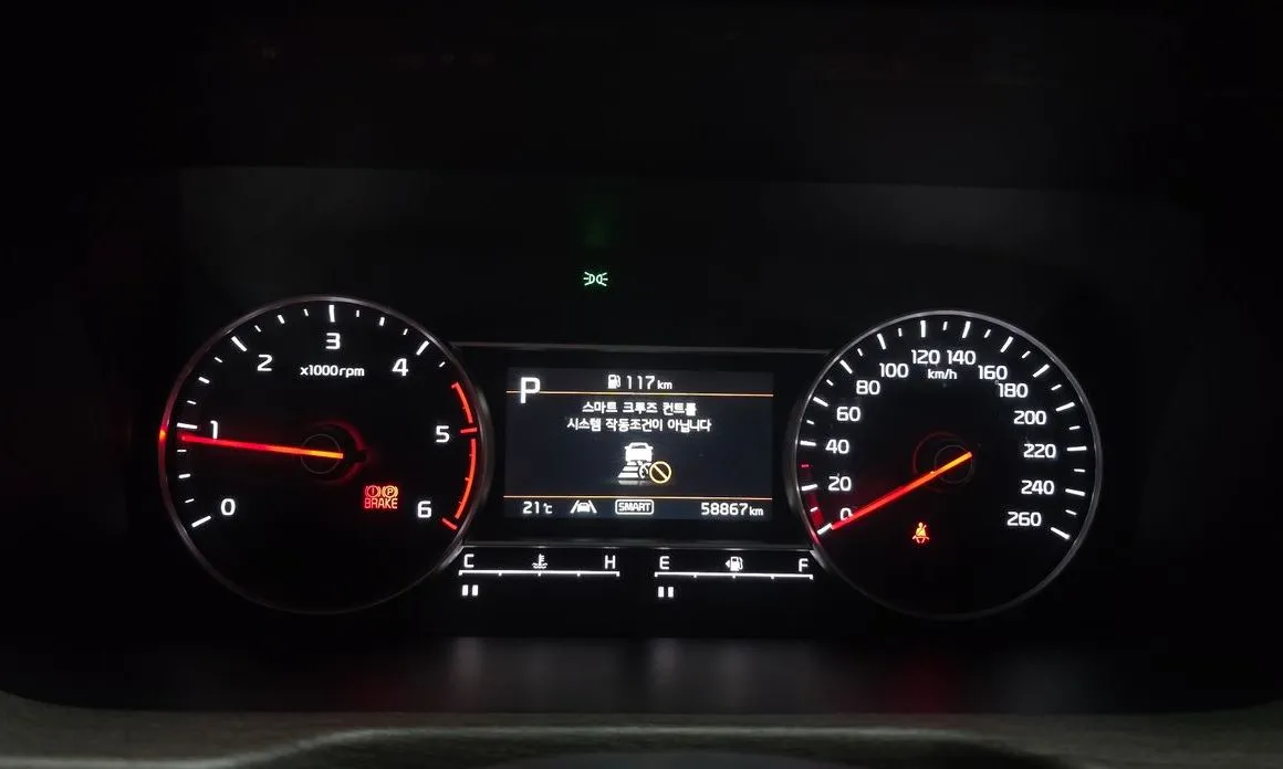Kia Sorento — фото 7