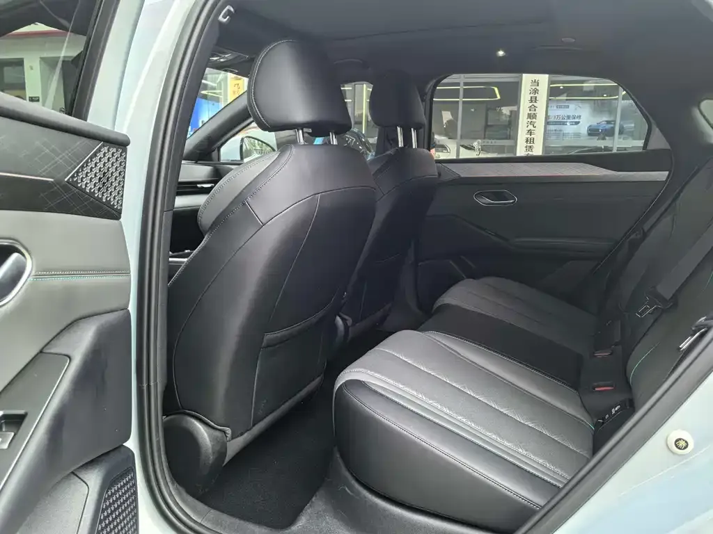 BYD Qin L 2025 из CN, фото 2